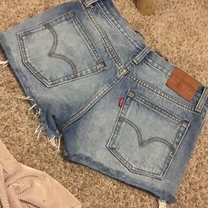 Levi shorts